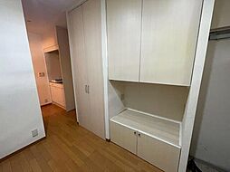 COMFOURTIS 1階ワンルームのリビング/ダイニング