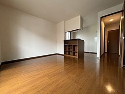 アタラクシアD 102 1階2LDKのリビング/ダイニング