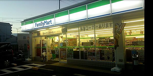 画像25:ファミリーマート和歌山雄松町店 362m