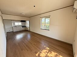 ブリージングタウン百草園Ｊ41 J42 3LDKのリビング/ダイニング