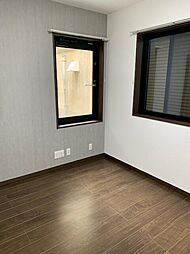 サンバレー春日町 2階1Kのリビング/ダイニング