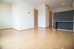 パピュラA 105 1階ワンルームのリビング/ダイニング