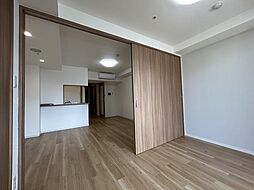 東京メトロ日比谷線 築地駅 徒歩4分の賃貸マンション 13階1LDKのリビング/ダイニング