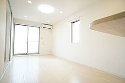 グレースアロー玉川学園 302 3階1LDKのリビング/ダイニング