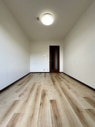 アドニスウエスト 106 1階1Kのリビング/ダイニング