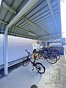 敷地内/建物