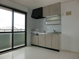 サニーコート 2階2DKのリビング/ダイニング