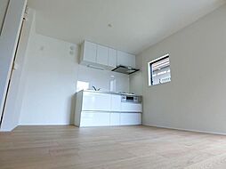 Russet Square 1階1DKのリビング/ダイニング