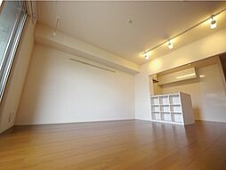 Excellent 1階1LDKのリビング/ダイニング