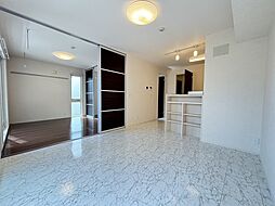 ソフィアウエスト 301 3階3LDKのリビング/ダイニング