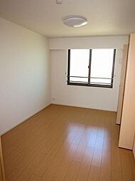 ベルコロレII 3階1LDKのリビング/ダイニング