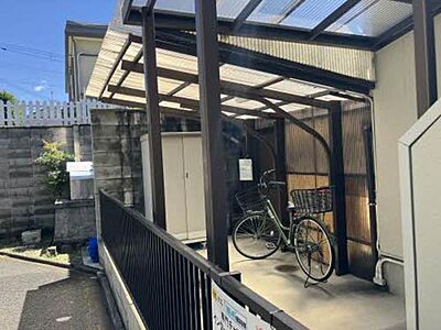 外観：自転車置き場