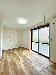 プリマヴェラ 1階1LDKのリビング/ダイニング