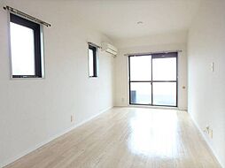 メゾン・ド・マニエール 4階ワンルームのリビング/ダイニング