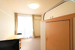 レオパレスファンソ 3階1Kのリビング/ダイニング