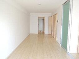 クレセント 1階1LDKのリビング/ダイニング