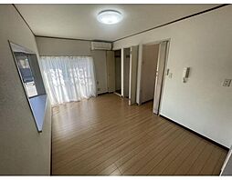 サヅカハイツ 1階ワンルームのリビング/ダイニング