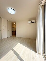 セレナヴィラ小阪W 1階ワンルームのリビング/ダイニング