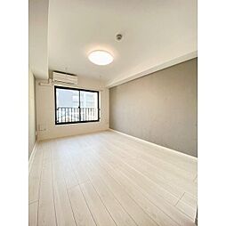 ウェルスクエアイズム大森西 2階1Kのリビング/ダイニング