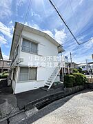 周辺は閑静な街並みが広がる住宅街です。