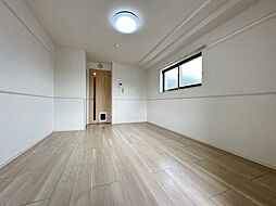 ニューグラストップII 402 4階1Kのリビング/ダイニング