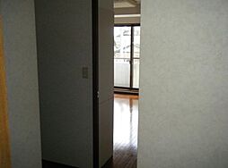 浅見ビル 2階1Kのリビング/ダイニング