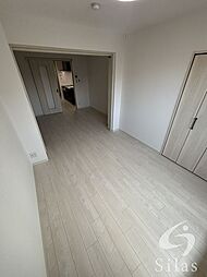 大阪モノレール本線 大阪空港駅 徒歩20分の賃貸アパート 3階1LDKのリビング/ダイニング