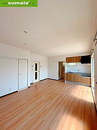 JR紀勢本線 紀三井寺駅 3.3kmの賃貸アパート 2階2LDKのリビング/ダイニング