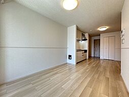 JR横浜線 橋本駅 バス11分 内出下車 徒歩2分の賃貸アパート 1階1LDKのリビング/ダイニング