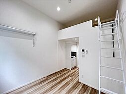 SQJ 1階ワンルームのリビング/ダイニング