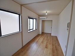 タレックハイム 203 2階1LDKのリビング/ダイニング