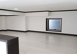 トライヒルズ 1階1Kのリビング/ダイニング