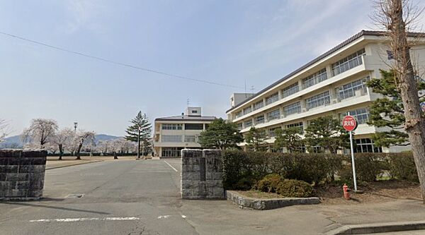 apartment 岩手県紫波郡紫波町北日詰字下藪89-1
北日詰の賃貸情報を見る
物件地図