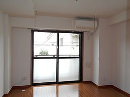 ベルフルール 2階1Kのリビング/ダイニング