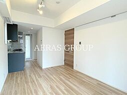 ワンルーフフラット月島 713 7階1LDKのリビング/ダイニング