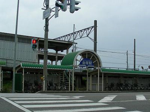 画像20:金塚駅（ＪＲ 羽越本線） 793m