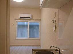 グレースハイム三軒茶屋 1階ワンルームのリビング/ダイニング