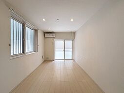 旗塚レジデンス 206 2階1Kのリビング/ダイニング