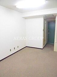 東京ロイヤルプラザ 6階ワンルームのリビング/ダイニング