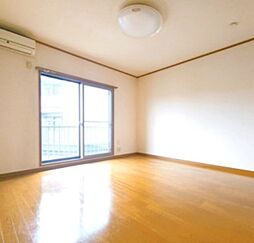 ヴァリー等々力 2階1Kのリビング/ダイニング