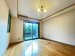 カメリエＢ 105 1階1Kのリビング/ダイニング