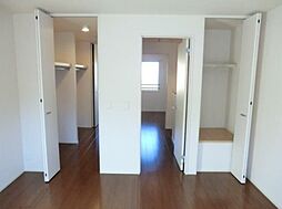 トリオン 1階2LDKのリビング/ダイニング