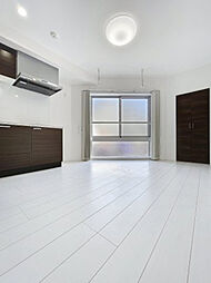 ＧＬＯＢＥ Ｒｅｓｉｄｅｎｃｅ212 2階ワンルームのリビング/ダイニング