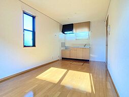 フローラM　I 102 1階2DKのリビング/ダイニング