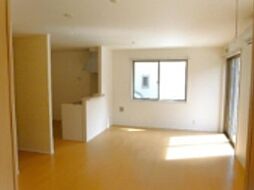 ベルツリー D棟 1階3LDKのリビング/ダイニング