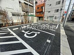22 / 32
