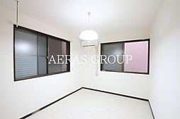 ユーハウス 1階ワンルームのリビング/ダイニング