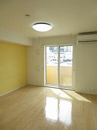 京王線 聖蹟桜ヶ丘駅 徒歩9分の賃貸アパート 1階ワンルームのリビング/ダイニング