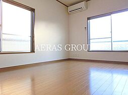 第よん小野荘 2階ワンルームのリビング/ダイニング