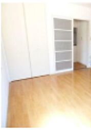 ルミエール三山 1階1Kのリビング/ダイニング